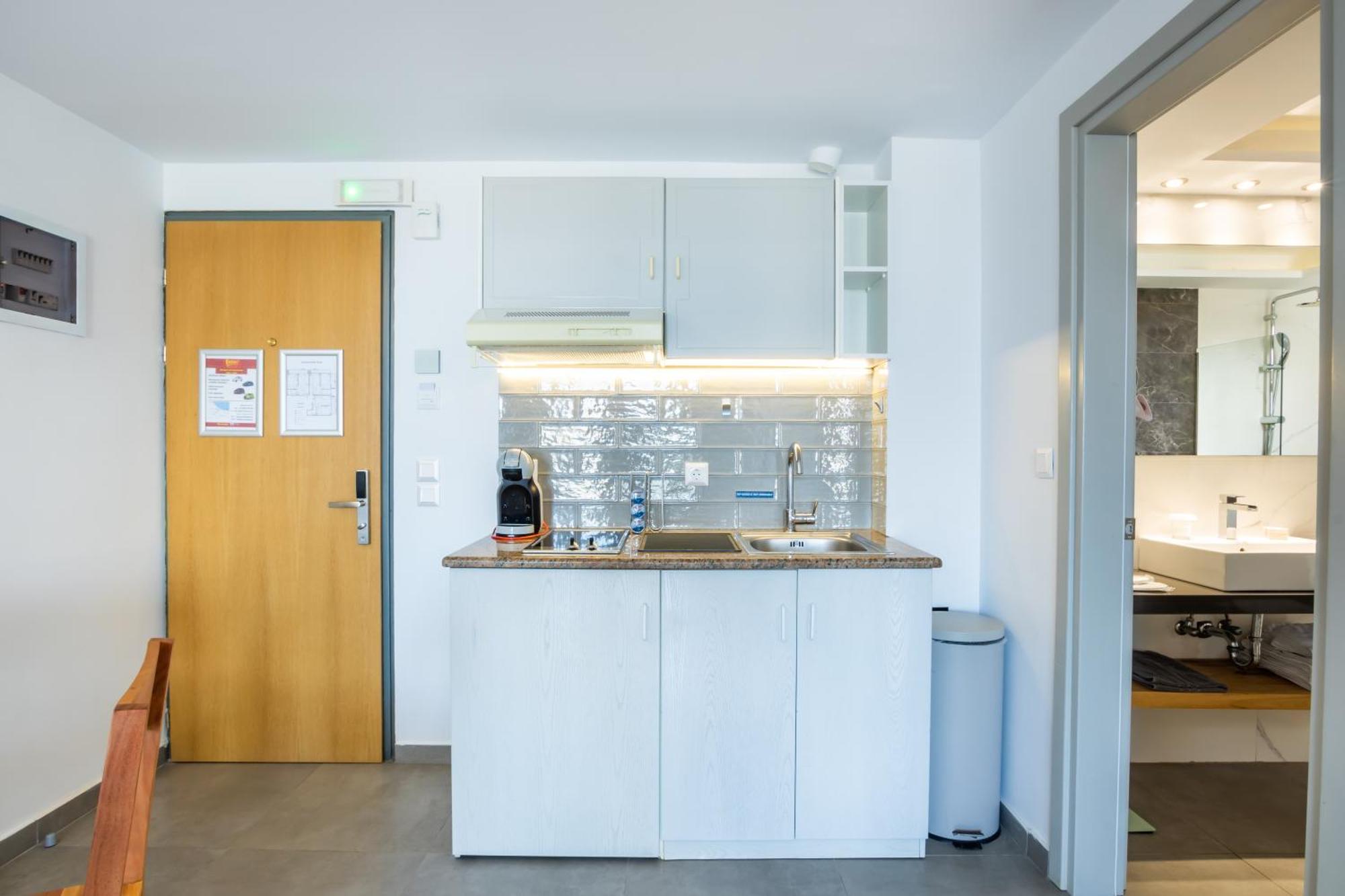 Alos Suites Ex-Possirama Bay Aparts Kárpathos Eksteriør billede